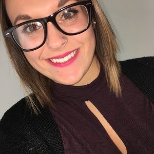 Meet your Posher, Natasha